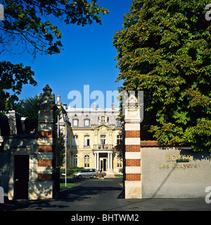 Les Crayères Luxus-Hotel und Restaurant Eingang, ehemaliger Herzog von Polignac Palast, Reims, Marne, Champagne, Grand Est, Frankreich, Europa, Stockfoto