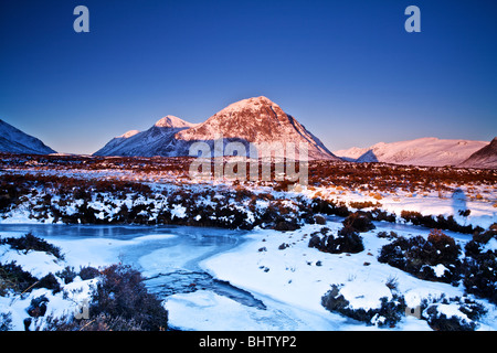 Verschneiten Buachaille Etive Mor Stockfoto