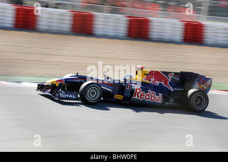 Sebastian Vettel fahren für das Red Bull Racing Team während des Tests auf dem Circuit de Catalunya, Barcelona, Spanien 2010 Stockfoto