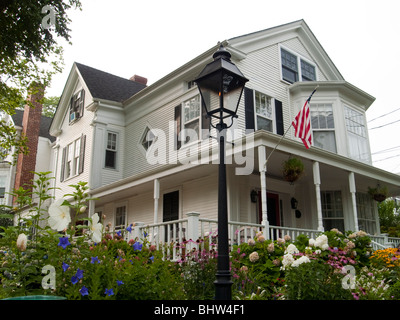 Ein traditionelles großes Haus in Vineyard Haven auf Martha's Vineyard, Massachusetts, USA Stockfoto