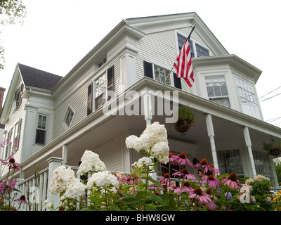 Ein traditionelles großes Haus in Vineyard Haven auf Martha's Vineyard, Massachusetts, USA Stockfoto