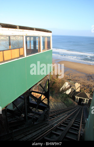 South Cliff Standseilbahn über South Bay Strand, Scarborough, North Yorkshire, UK Stockfoto