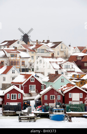 Dorf Fiskebackskil im kalten Winter 2010 an Bohuslan Küste in Vastra Gotaland Schweden Stockfoto