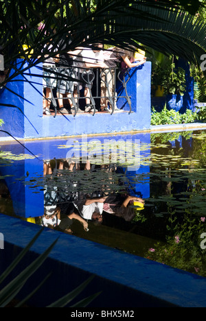 Wasserspiel im Jardin Majorelle, Marrakesch, Marokko. Stockfoto