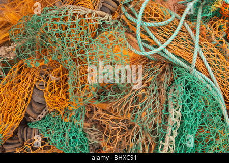 Eine Nahaufnahme von Fischernetze am Strand Uk Stockfoto