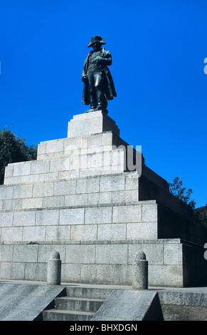 Denkmal oder Statue von Napoleon Bonaparte hob auf Stein Sockel, Platz d ' Austerlitz, Ajaccio, Korsika, Frankreich Stockfoto