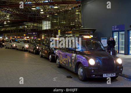 Taxi Rank London Bridge Station Southwark Stockfoto