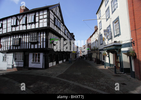 Metzger-Reihe in Shrewsbury Zentrum/Stadtmitte, The Abbotts Haus auf der linken Seite, ein klassisches 15. Jahrhundert Holz gestaltete Wohnung. Stockfoto