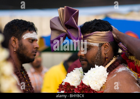 Pilger am Thaipusam Malaysia 2010 wird besessen, Thaipusam ist eine hinduistische Festival vor allem von der tamilischen Gemeinschaft gefeiert. Stockfoto