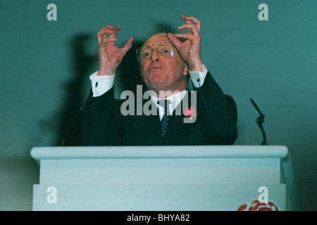 NEIL KINNOCK MP LABOUR PARTY-Chef 3. April 1992 Stockfoto