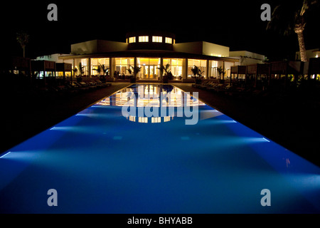 Der Küstenort Paracas, Peru wurde bei einem Erdbeben 2007 stark betroffen, aber drei bedeutende Hotels eröffnet 2009. Stockfoto