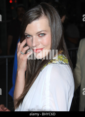 MILLA JOVOVICH ein perfektes Wochenende WORLD PREMIERE HOLLYWOOD LOS ANGELES CA USA 5. August 2009 Stockfoto