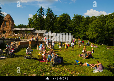 Massen im Juli 2009 Volksfest in Viljandi Estland Europa Stockfoto