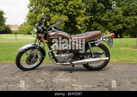 1970er Jahren Honda CB500T Motorrad von der Seite gesehen Stockfoto