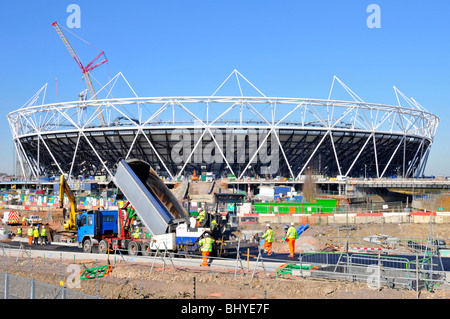 London Olympische Paralympische Spiele 2012 Hauptsportstadion Bau Baustelle Bauarbeiten in Progress Stratford Newham East London England UK Stockfoto