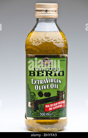 500ml-Flasche von Filippo Berio Olivenöl extra vergine Stockfoto