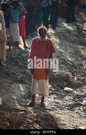 Brahman auf dem Diwahli Festival in der Nähe von Varanasi in Indien Stockfoto