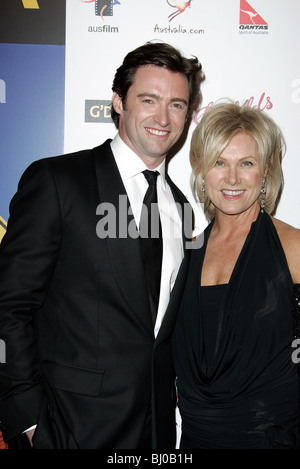 HUGH JACKMAN & DEBORRA-LEE g ' Day LA PENFOLDS Symbol GALA HOLLYWOOD PALADIUM LOS ANGELES USA 14. Januar 2006 Stockfoto