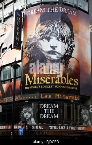 Les Miserables musical zeigt im Queens Theatre im Londoner West End Stockfoto