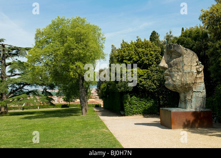 Prato dell'Uccellare, Statue von Igor Mitoraj, Boboli-Gärten, Florenz (Firenze), UNESCO-Weltkulturerbe, Toskana, Italien, Stockfoto