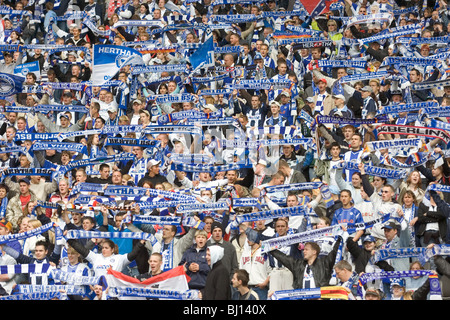 Fans des Fußballvereins Hertha BSC, Berlin, Deutschland Stockfoto