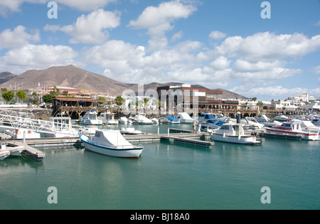 Yachthafen von Puerto Rubicon Südküste Lanzarote Kanarische Inseln Stockfoto