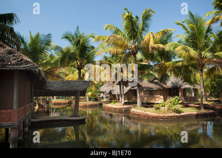 Indien, Kerala, Vypeen Island, Cherai Beach Resort luxuriöse Unterkunft bungalows Stockfoto