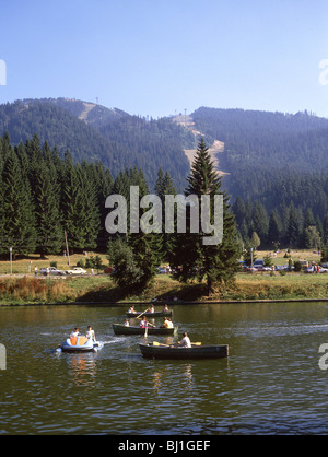 See-Szene, in der Nähe von Brasov, Kronstadt County, Poiana Brasov, Siebenbürgen, Rumänien Stockfoto