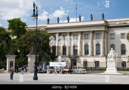 Humboldt-Universität am Boulevard Unter Den Linden Berlin, Deutschland Stockfoto