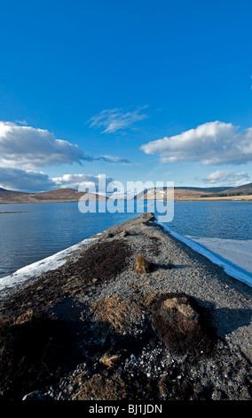 Die verschwindenden Straße am Spelga Damm, Mourne Mountains, Co, Nordirland Stockfoto