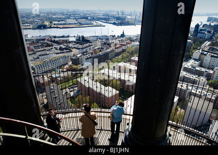 Blick vom Michel, St.-Michaelis-Kirche in der Hansestadt Hamburg, Deutschland, Europa Stockfoto