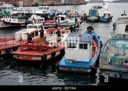 Boote im Hafen, Valparaiso, Chile, Südamerika Stockfoto