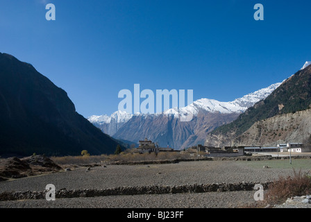 Blick auf dem Weg von Ghasa nach Jomsom, Nepal übernommen. Stockfoto