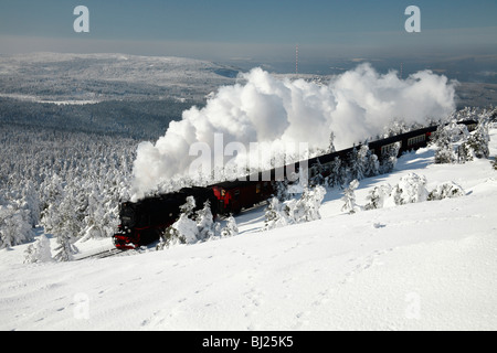 Dampfzug aufsteigenden Brocken Berg, Nationalpark Hochharz, Sachsen Anhalt, Deutschland Stockfoto