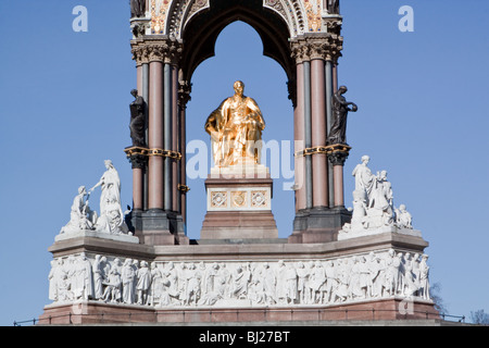 Das Albert Memorial Kensington Gardens-London eröffnet 1872 Stockfoto