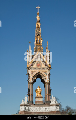 Das Albert Memorial Kensington Gardens-London eröffnet 1872 Stockfoto