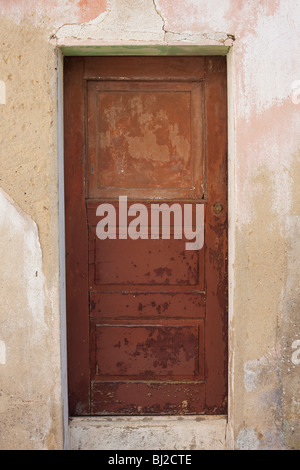 Fenster am Haus in Portugal an der Algarve Stockfoto