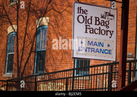 Die alte Tasche-Fabrik in Goshen, Indiana ist berühmt für sein Handwerk und Antiquitätenläden. Stockfoto