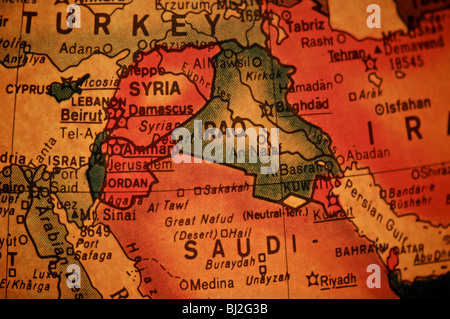 Ein Detail-Foto der Welt wie auf einem antiken Globus dargestellt. Mit Schwerpunkt auf den Persischen Golf. Stockfoto