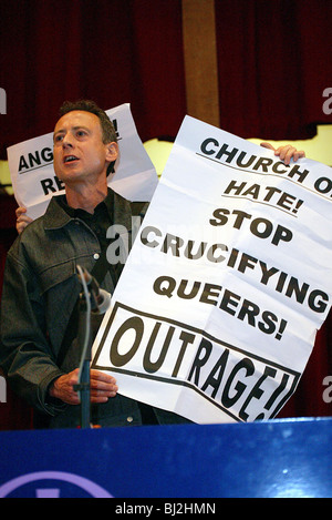 PETER TATCHELL GAY MENSCHENRECHTLERIN 13. Juli 2003 YORK ENGLAND Stockfoto