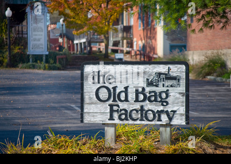 Die alte Tasche-Fabrik in Goshen, Indiana ist berühmt für sein Handwerk und Antiquitätenläden. Stockfoto