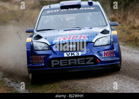Der Ford Focus WRC8 von Steve Perez bei der Rallye 2010 Sunseeker. Stockfoto