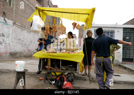 PERU-Straßenszene in Pamplona Alta, Lima. Foto (C) Sean Sprague 2009 Stockfoto