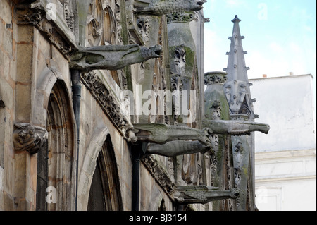 Wasserspeier die Eglise Saint-Séverin in Paris Stockfoto