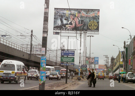 PERU-Straßenszene in Pamplona Alta, Lima. Foto (C) Sean Sprague 2009 Stockfoto