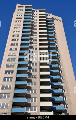 Wohn-Hochhaus im südlichen Stadtteil von Köln, North Rhine-Westphalia, Germany, Europa Stockfoto