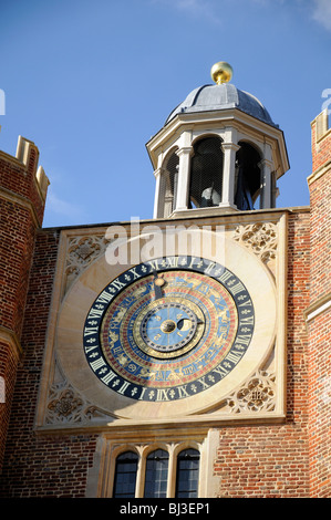 Die astronomische Uhr in Hampton Court, London, UK Stockfoto