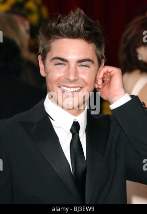 ZAC EFFRON 82. ACADEMY AWARDS RED CARPET Ankünfte KODAK THEATRE LOS ANGELES Kalifornien USA 7. März 2010 Stockfoto