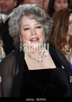 KATHY BATES 82. ACADEMY AWARDS RED CARPET Ankünfte KODAK THEATRE LOS ANGELES Kalifornien USA 7. März 2010 Stockfoto