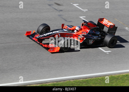 Timo Glock fahren für das Jahr 2010 F1 Virgin Racing Team auf der Rennstrecke Montmelo, Barcelona, Spanien Stockfoto